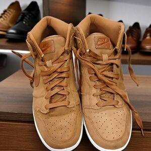 Nike Men's Sneakers in Tan Leather(Suede) Size 9